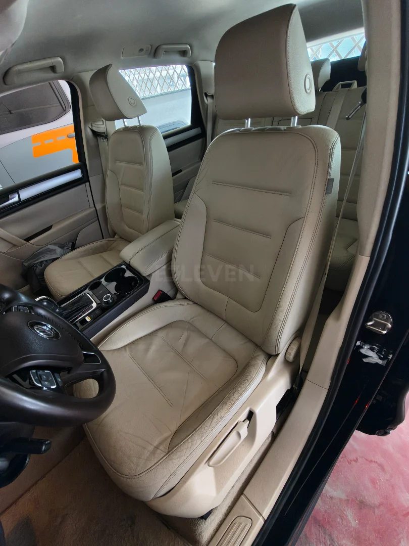Additional vehicle photo